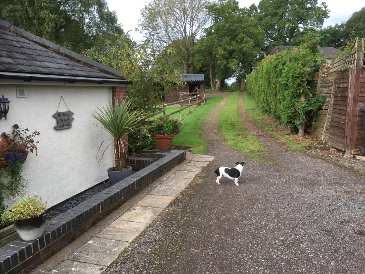 Little Rushbrook Cottages Tanworth Exterior foto